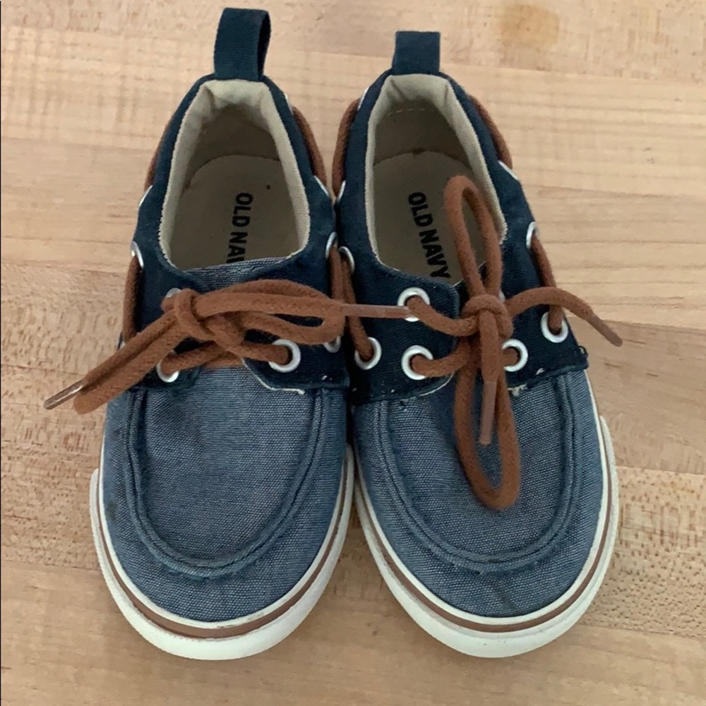 Toddler Boy Boat Shoes size 6